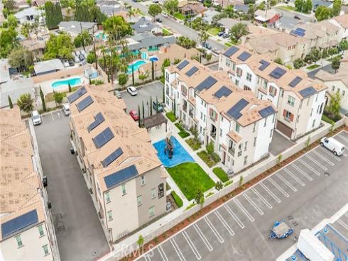 271 N Magnolia  5  Avenue, Anaheim, CA