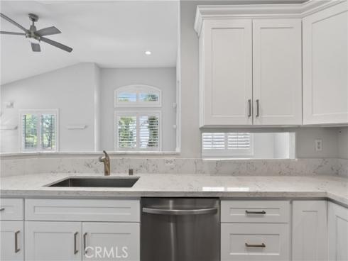 7839 E Viewrim , Anaheim, CA