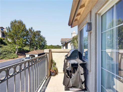 7839 E Viewrim , Anaheim, CA