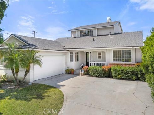 1835 W. Chateau