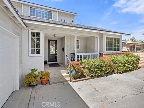 1835 W Chateau , Anaheim, CA