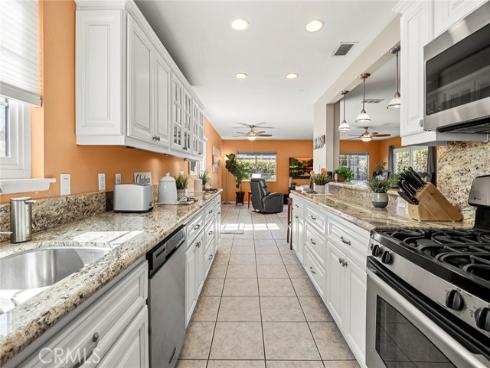 1835 W Chateau , Anaheim, CA