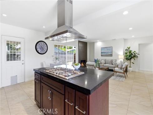 1015 N Modena Place, Anaheim, CA
