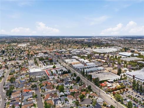 1015 N Modena Place, Anaheim, CA