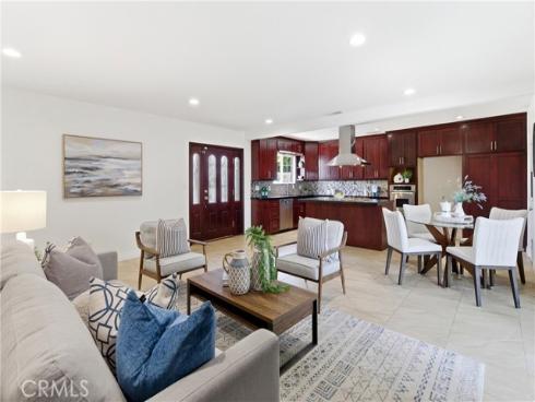 1015 N Modena Place, Anaheim, CA