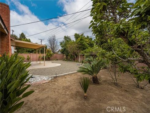 1830 W Chalet Avenue, Anaheim, CA