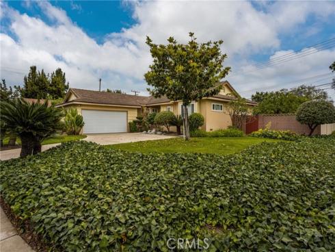 1830 W Chalet Avenue, Anaheim, CA