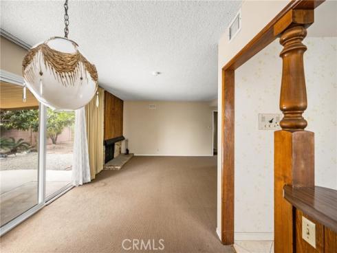 1830 W Chalet Avenue, Anaheim, CA