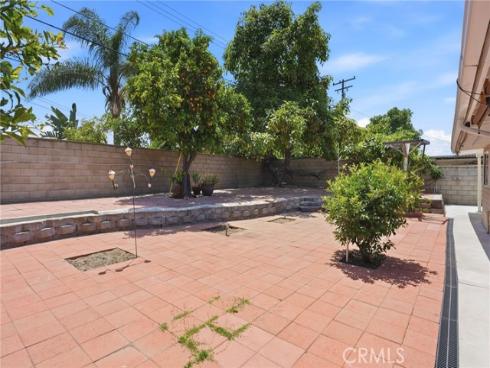 9672 Guinida , Anaheim, CA