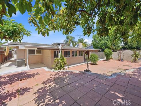 9672 Guinida , Anaheim, CA