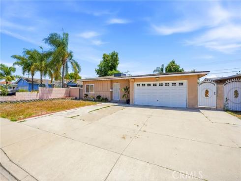 9672 Guinida , Anaheim, CA