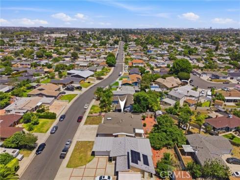 9672 Guinida , Anaheim, CA