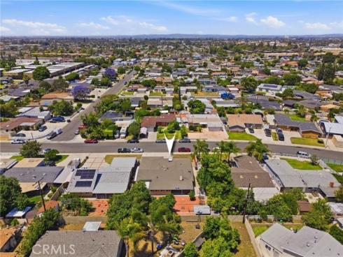 9672 Guinida , Anaheim, CA