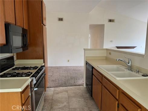 3547 W Greentree F , Anaheim, CA