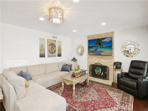 370 S Yorkshire , Anaheim, CA