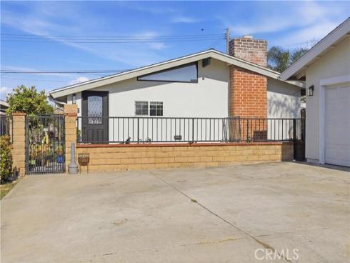10652 Thomas , Anaheim, CA