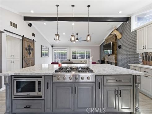 10652 Thomas , Anaheim, CA
