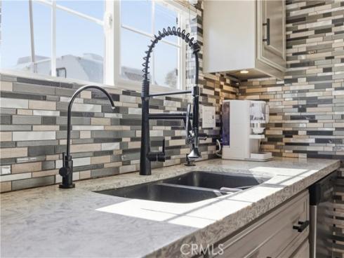 10652 Thomas , Anaheim, CA