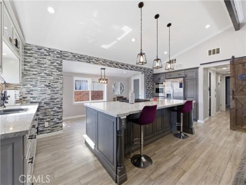 10652 Thomas , Anaheim, CA
