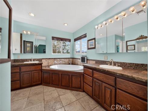 6263 E Northfield , Anaheim, CA