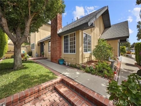6263 E Northfield , Anaheim, CA