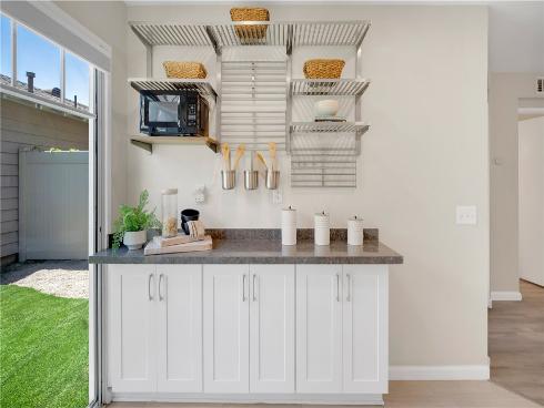 970 E Chestnut , Anaheim, CA