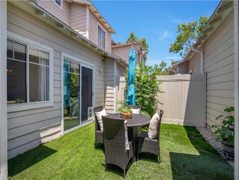 970 E Chestnut , Anaheim, CA