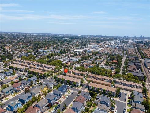 970 E Chestnut , Anaheim, CA