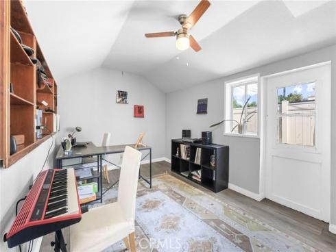 559 S Clementine , Anaheim, CA