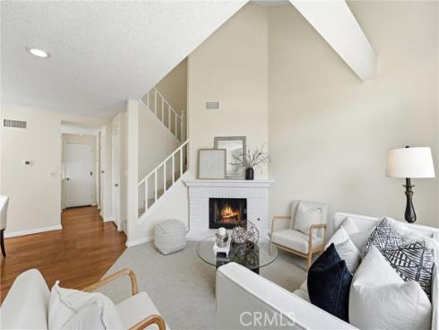 1836 W Falmouth Avenue 11 , Anaheim, CA