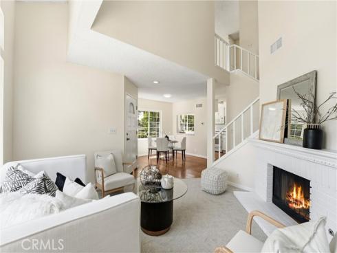 1836 W Falmouth Avenue 11 , Anaheim, CA
