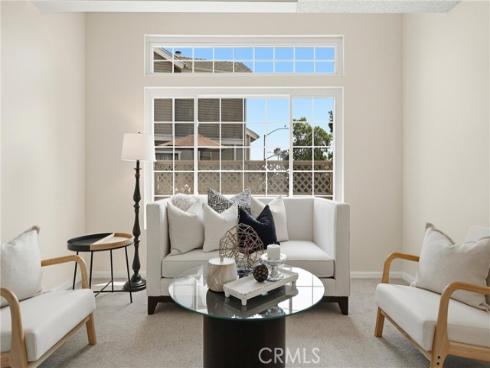 1836 W Falmouth Avenue 11 , Anaheim, CA