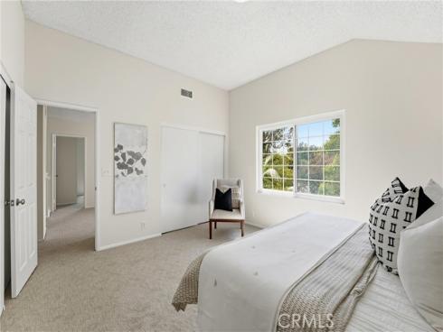 1836 W Falmouth Avenue 11 , Anaheim, CA