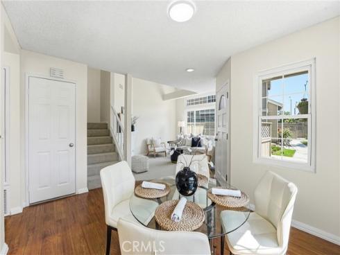 1836 W W Falmouth Avenue 11 , Anaheim, CA