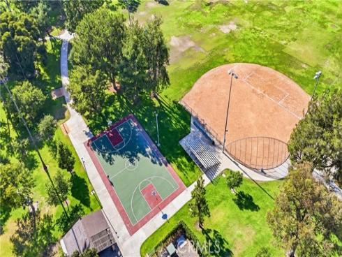 1836 W W Falmouth Avenue 11 , Anaheim, CA