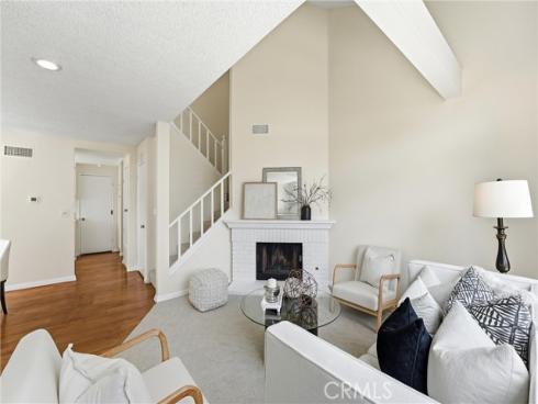 1836 W W Falmouth Avenue 11 , Anaheim, CA