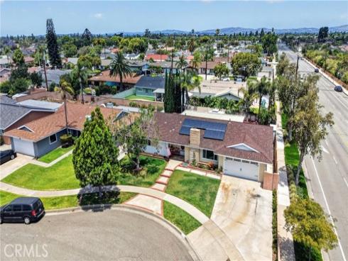 2789 E Oshkosh , Anaheim, CA