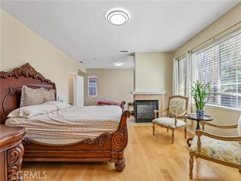 5802 E Treehouse  , Anaheim, CA