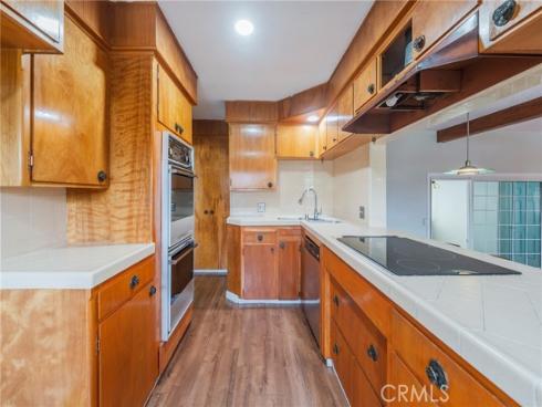 601 S Helena  , Anaheim, CA