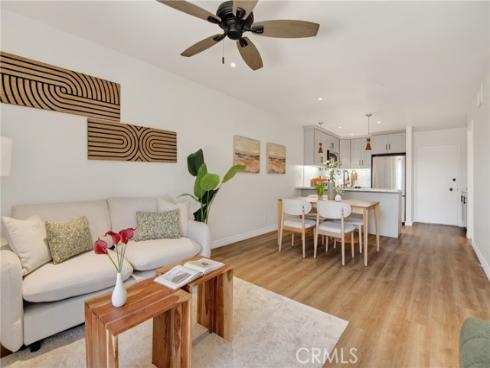 278 N. Wilshire B10