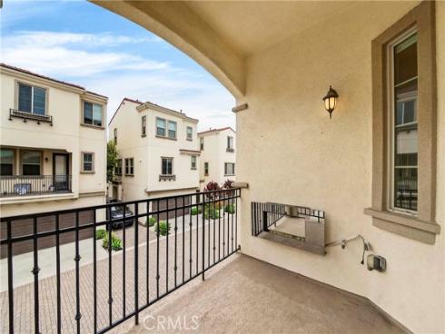 2242 W Anacasa , Anaheim, CA