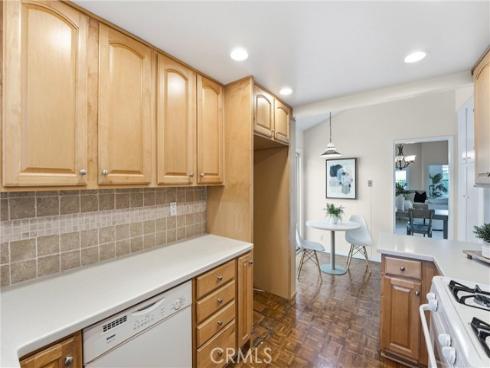 1955 W Bayshore , Anaheim, CA
