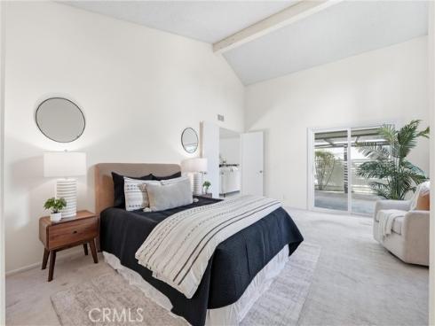 1955 W Bayshore , Anaheim, CA