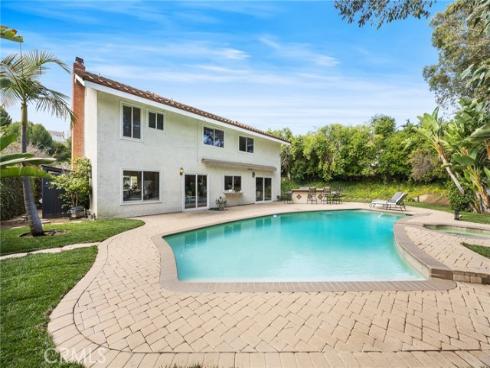 5421 E Willowick Circle, Anaheim, CA