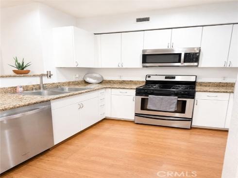 1801 E Katella Ave 1076 , Anaheim, CA