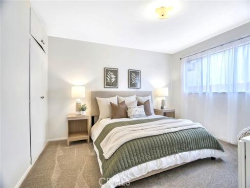 324 N La Reina   Street, Anaheim, CA