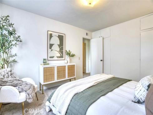 324 N La Reina   Street, Anaheim, CA