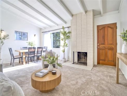 324 N La Reina   Street, Anaheim, CA