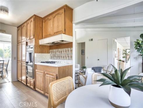 324 N La Reina   Street, Anaheim, CA
