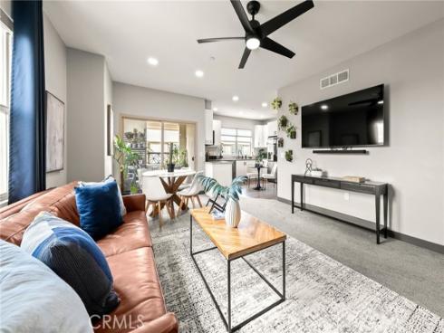 405 S Anaheim Boulevard 7 , Anaheim, CA